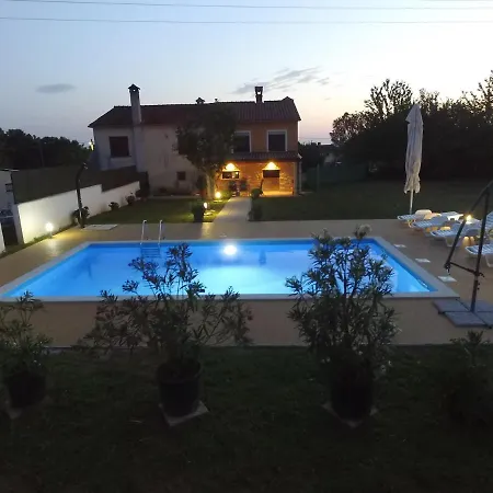 Apartment Ariella